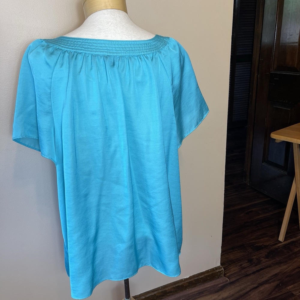 Talbots Woman Petites Women's 22WP Blouse Top Short Sleeves Blueish Green Light - Picture 3 of 5